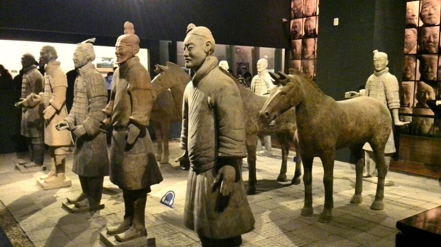 1 Day Beijing to Xi'an Terracotta Warriors Tour by Air - The day’s timing: plan for a long, efficient 12 to 14 hours
