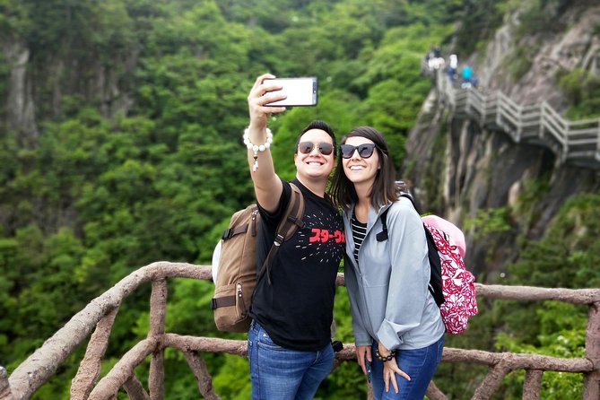 1-Day Mt. Huangshan Tour with Optional Hongcun & Xidi Village - Why a Guided Huangshan Day Feels Easier Than DIY