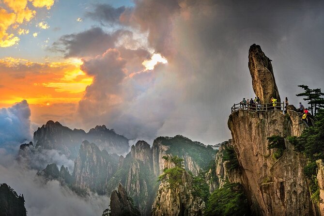 1-Day Mt. Huangshan Tour with Optional Hongcun & Xidi Village - Guides Matter More Than You Think, and Megan Is a Strong Name