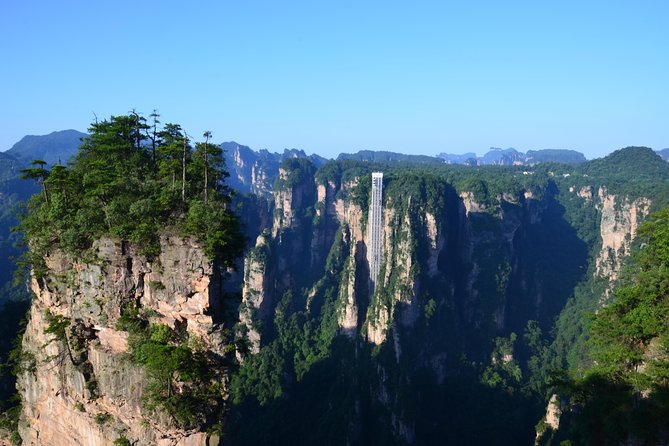 1-Day Private Tour to Zhangjiajie Forest Park & Avatar Mountain - Timing, tickets, and the real value of $175.77 per person