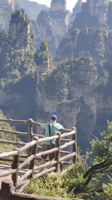 1-Day Private Tour to Zhangjiajie Highlights - How the 1-day schedule really feels (7 to 10 hours)