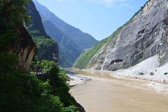 1 Day Tiger Teaping Gorge Private Tour from Lijiang or Shangri-La - The upper gorge walk at Hutiao Xia: where the river steals the show
