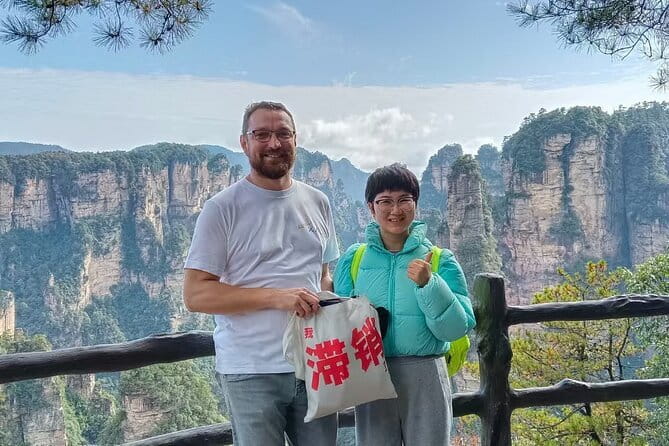 1-Day Zhangjiajie National Forest Park(Avatar) and Tianmen Mountain Private Tour - Bailong Elevator and the switch toward Tianmen