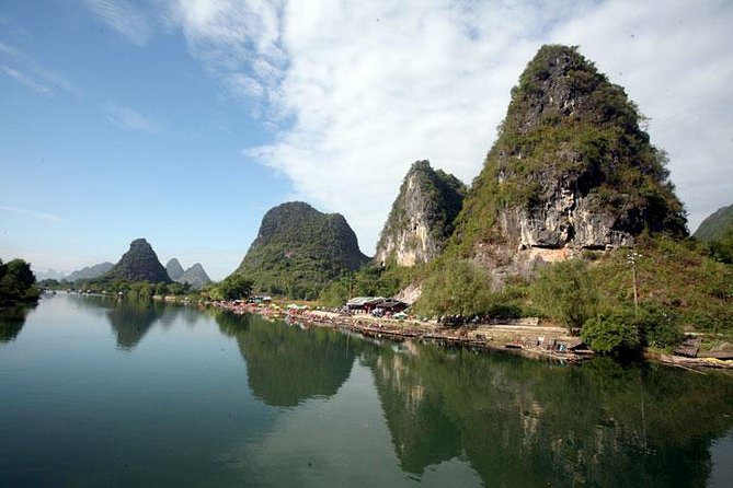 16-Day Private China Essence Tour with Yangtze River Cruise - Xian city wall, the Mosque, and Muslim Quarter food time