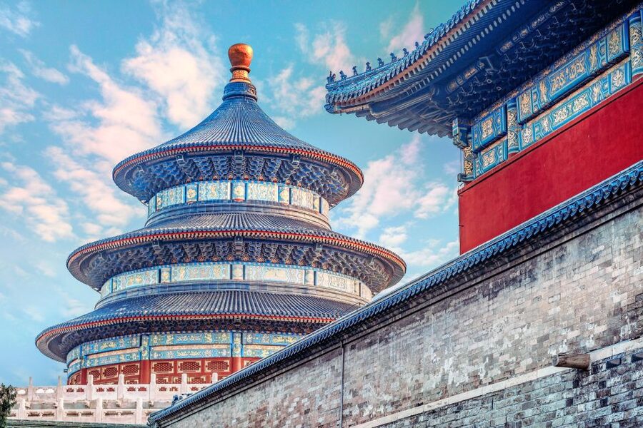 2-Day Beijing Highlights Tour with Peking Duck - How guides like Lily, Cassie, Lucy, and Allen shape your experience