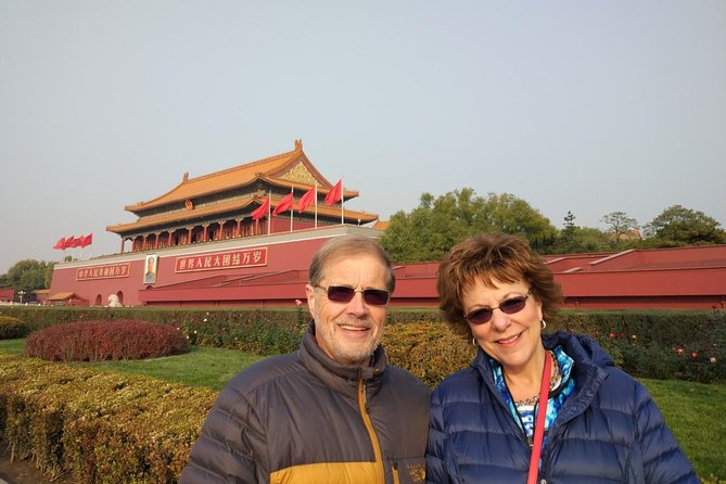 2-Day Private Beijing Tour with Forbidden City and Great Wall - Juggling a classic night plan: kung fu show, Peking duck, and what costs extra