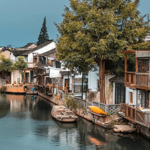 2 Day Private Shanghai Skyline to Watertown & Suzhou Garden - A private Shanghai-to-Suzhou plan that saves your energy