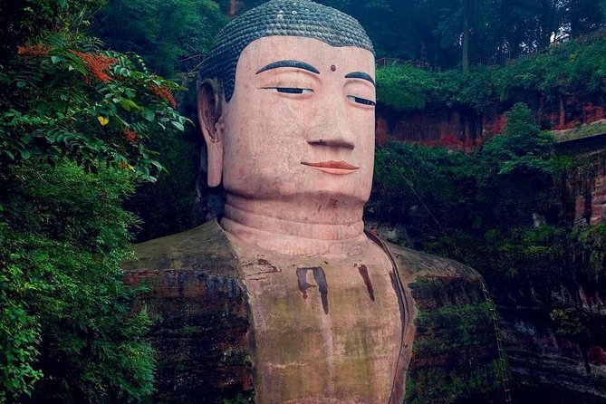 2-Day Private Tour of Leshan Grand Buddha and Emei Shan including Monastery Stay - Overnight at Baoguo Monastery: what it’s like to sleep on temple time