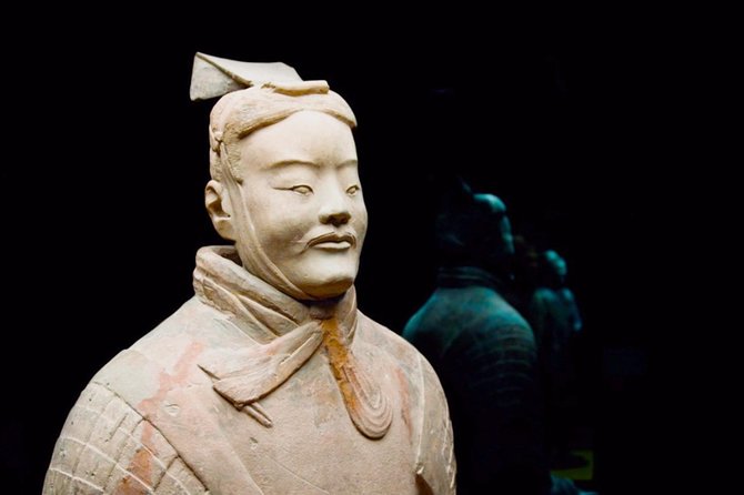 2-Day Xi'an Private Tour: Mount Huashan and Terracotta Warriors - Key highlights at a glance