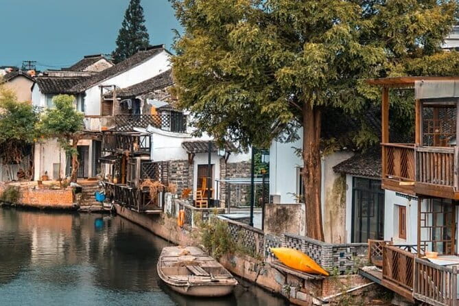 2-Day Zhujiajiao Water Town, Shanghai and Suzhou Private Tour - Private guide plus door-to-door transport: where the value really is
