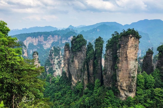 2 Days Zhangjiajie Private Tour for Avatar Mountain Discovery - Avatar Mountain in Two Days: Why this route works