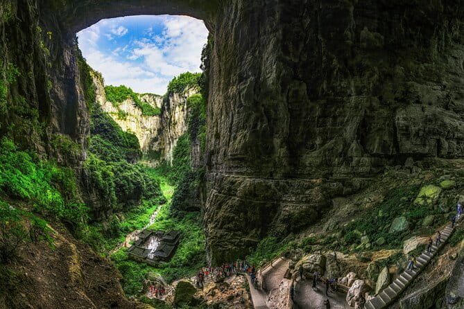 2Day Wulong Karst Park+Dazu Carvings World Heritage Private Tour - Wulong Tiankeng Three Bridges: Sinkholes and the Natural Triple Bridge