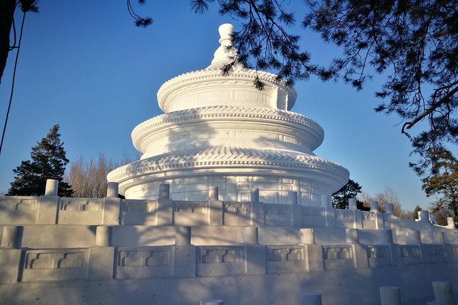 3-Day Harbin City Private Tour in Your Way in Winter Season - Day 1 on Sun Island: snow builds by day, ice world at night