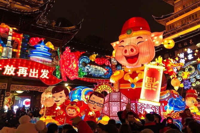 3-Hour Private Customized Shanghai Night Tour - Why starting at 6:30 PM makes Shanghai click