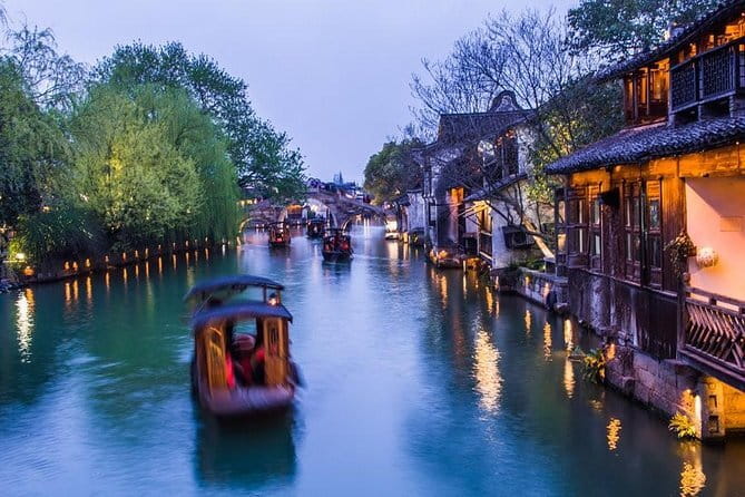 3-Hour Private Customized Shanghai Night Tour - Stop 2: Optional Huangpu River Cruise and what your guide adds