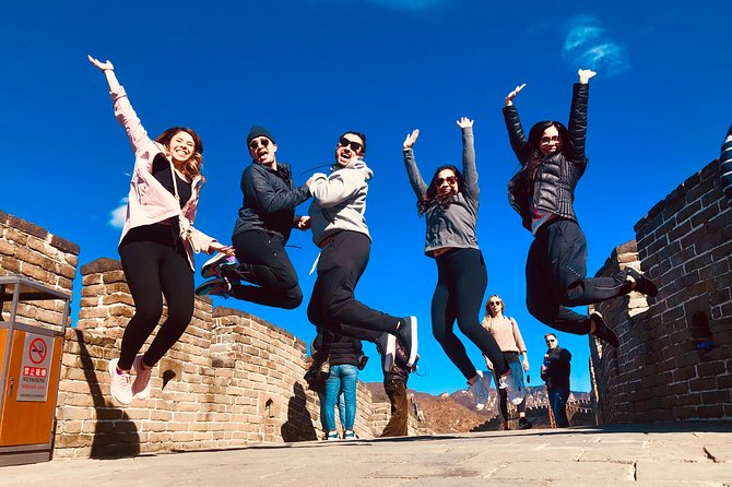 4-5 Hour Beijing Layover Tour to Mutianyu Great Wall - Mutianyu Great Wall: choosing hike versus cable car versus toboggan