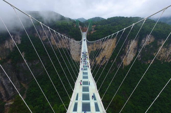 4 days In-Depth Zhangjiajie Panorama Tour - Grand Canyon hiking and the Baofeng Lake boat cruise reset