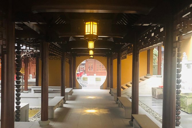 4-Hour Private Customized Shanghai City Tour - Jade Buddha Temple: choosing wisdom over a quick photo stop