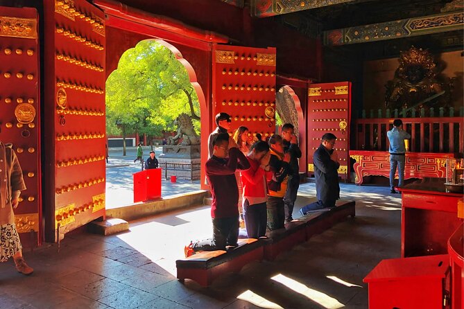 4-Hour Private Tour: Lama Temple, Confucius Temple, Guozijian Museum with Dim Sum - Price and value: what $97.20 per person really buys