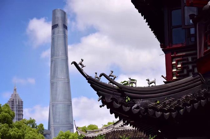 4-Hour Shanghai Highlight Tour: Yu Garden and Jade Buddha Temple - Jade Buddha Temple: Your 1-Hour Stop for Art, Ritual, and Details