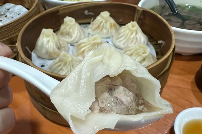 4-Hr Shanghai Layover Tour: Maglev, Wet Market, Food, Landmarks - Yuyuan Old Street: Old City Lanes and the Yu Garden Add-On