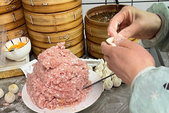 4-Hr Shanghai Layover Tour: Maglev, Wet Market, Food, Landmarks - Bites and Sips: Fueling Your Tour Without Breaking the Schedule