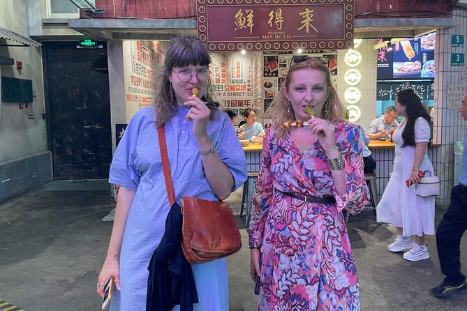 4-Hr Shanghai Tour: Food, Culture, Sightseeing, Cycling, Ferry - Starting in Lujiazui and the Shanghai Tower viewpoint (optional, extra ticket)