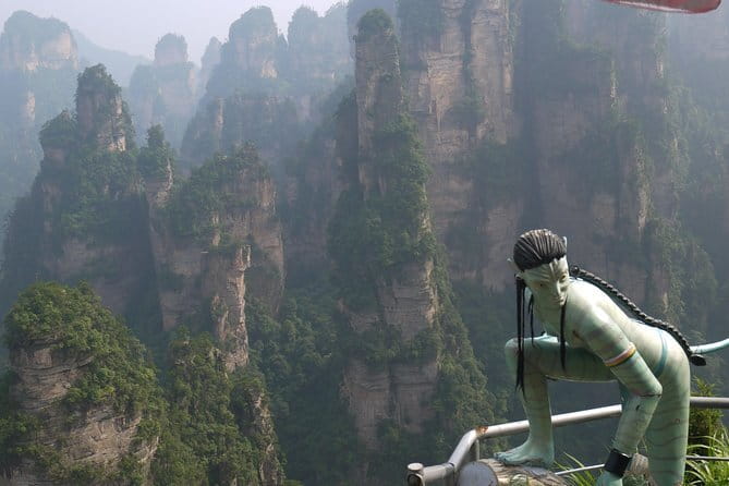 5-Day Private Zhangjiajie Ultimate Experience Tour - Weather and crowds: the two things that make or break your photos