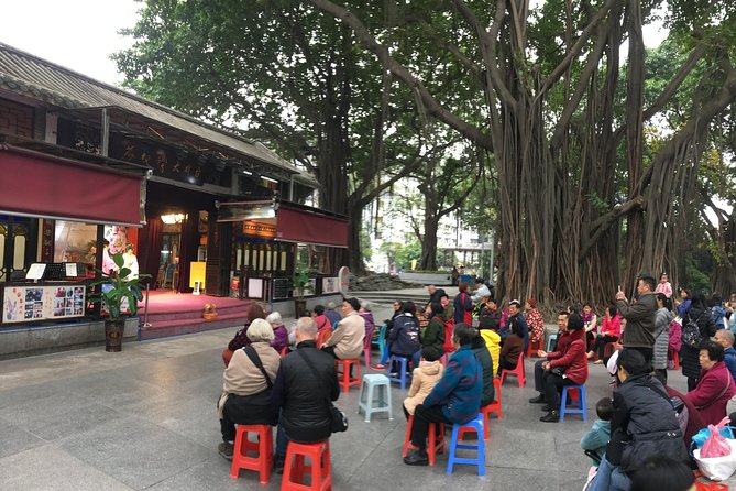 5-Hour Sai Kwan Walking Tour with Unique Food Tasting - Price and value: where the $71.80 really goes