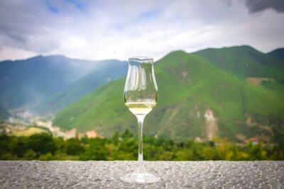 6-Day Go Beyond Shangrila for Wine & Tibetan Culture of Yunnan