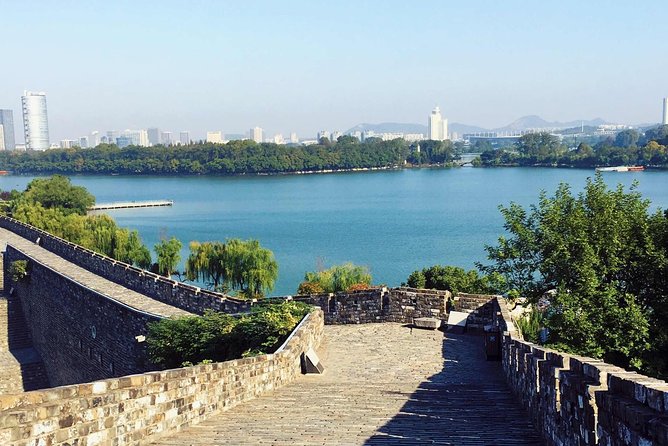 6-Hour Private Tour of Xiaoling Tomb,City Wall & Memorial Hall - Getting Picked Up and Moving by Air-Conditioned Car