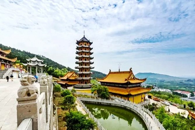6-Hour Private Tour of Xiaoling Tomb,City Wall & Memorial Hall - Stop 1: Xiaoling Tomb of the Ming Dynasty, UNESCO Context in 1.5 Hours