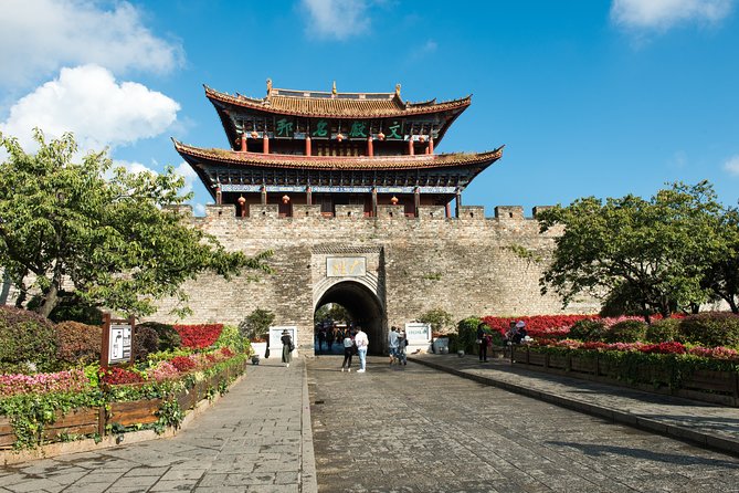 9 days Ancient Town Tour - Day 5: Shibaoshan caves, cliff Buddha art, then active Shaxi countryside time