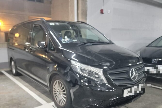 AIRPORT TRANSFER service Kowloon with Mercedes Benz - What 30 minutes really feels like when you’re tired