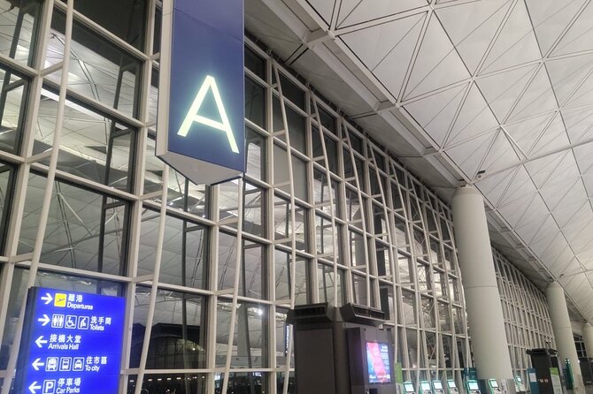 AIRPORT TRANSFER service Kowloon with Mercedes Benz - Price and value: why $39 can work for the right person
