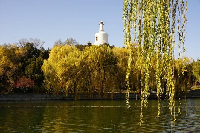 All-inclusive Private Day Tour to Mitianyu Great Wall - Eating near the Great Wall entrance, and how to time it