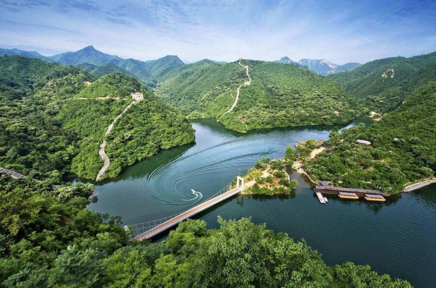 All-Inclusive Private Tour:Mutianyu&Huanghuacheng Great Wall - What a full 8-hour day feels like in real life