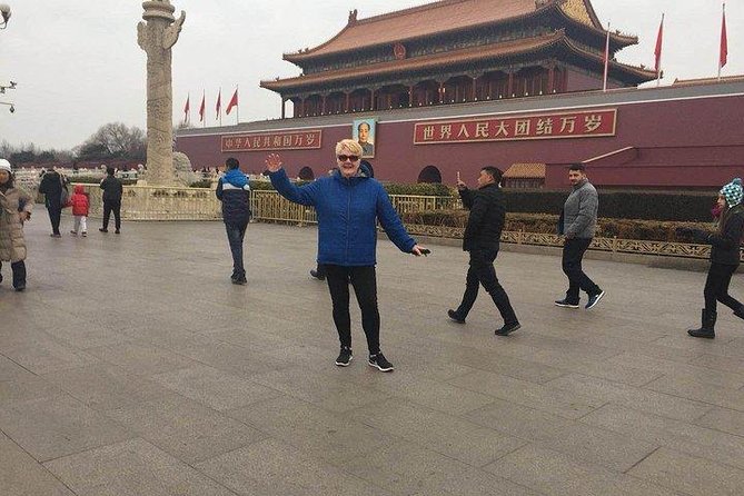 All Inclusive Private Tour to Mutianyu Great Wall, Forbidden City - Tiananmen Square: what you can do in 40 minutes