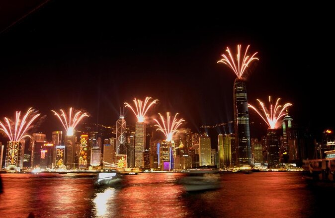 Aqua Luna: Symphony of Lights Cruise in Hong Kong - Key highlights to know before you go