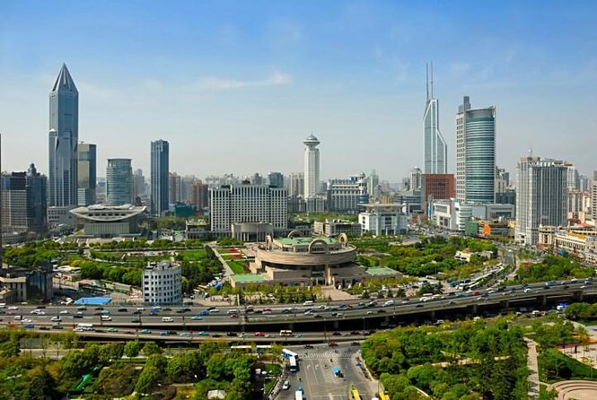 Authentic Local Food Tour in Central Shanghai - Getting started in central Shanghai: where you meet and what the walk feels like