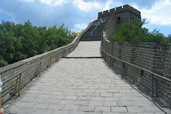Badaling Great Wall and Ming Tombs Day Tour from Beijing - Changling Tomb at the Ming Tombs: what you’re really seeing