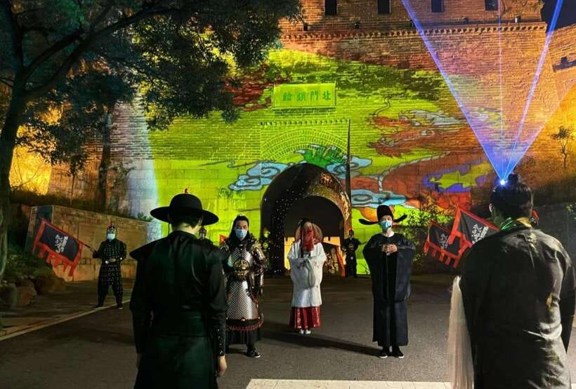 Badaling Great Wall Night Tour+ Light Show + Performance - Entry Rules at Badaling: Passport, Matching Names, and Cable Car Reality