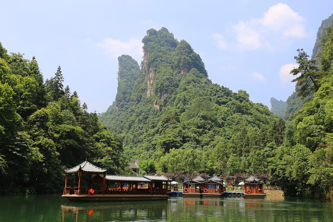 Baofeng Lake,Zhangjiajie Glass Bridge & Grand Canyon day tour - Walking Inside the Grand Canyon, Then Exiting by Boat
