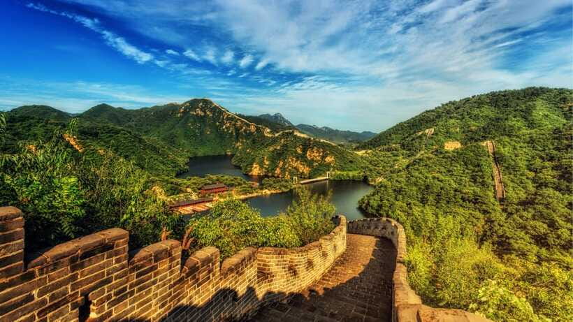 Beijing：Badaling Great Wall Tickets & Guided Tours - Luggage storage and planning comfort, small things that help