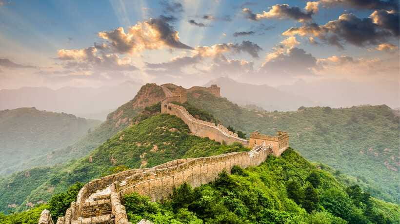 Beijing：Badaling Great Wall Tickets & Guided Tours - Guide English can vary, and that affects what you get out of it