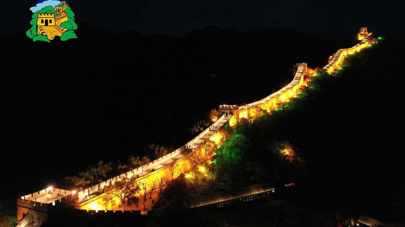 Beijing：Badaling Night Great Wall Ticket, Tour & Show - Choosing Your Option: Ticket Only vs Night Bus vs Private Transfer