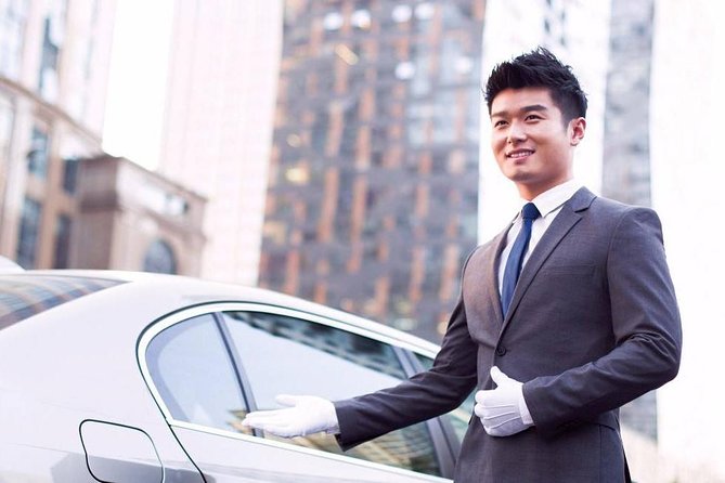 Beijing Capital Airport to Beijing Hotels:Private with Meet & Great Service - Pre-arrival information that makes the driver easy to verify