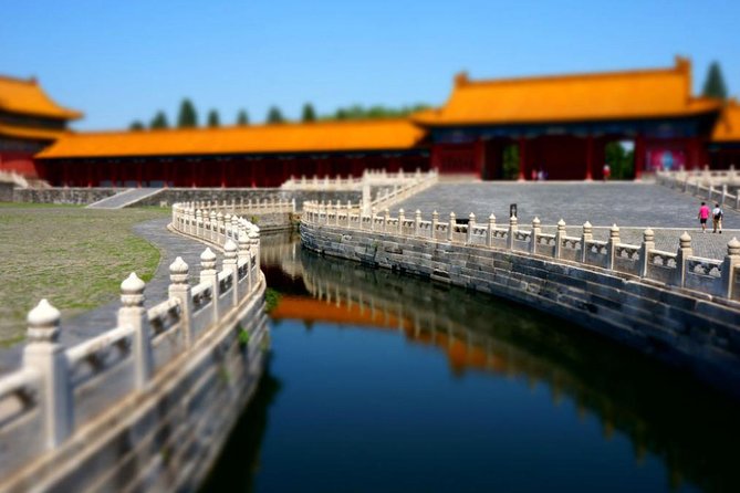 Beijing Essential Full-Day Tour including Great Wall at Badaling, Forbidden City and Tiananmen Square - Badaling Great Wall: climbing time, views, and cable car choices
