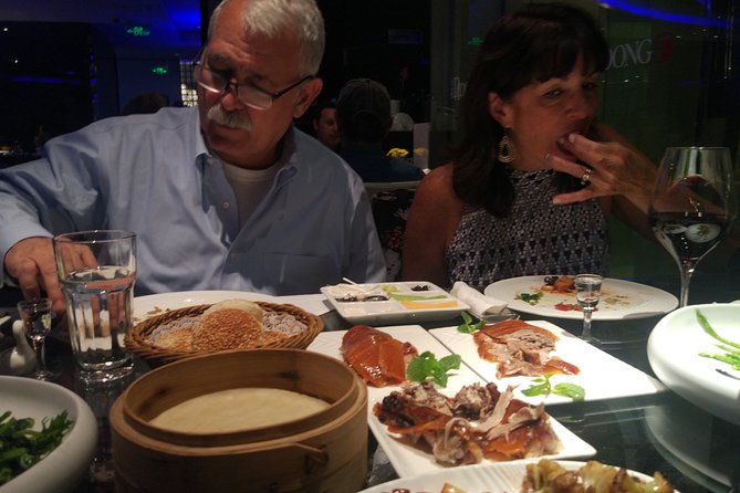 Beijing Evening Tour: Chaoyang Acrobatic Show with Peking Duck Dinner - Quick hits