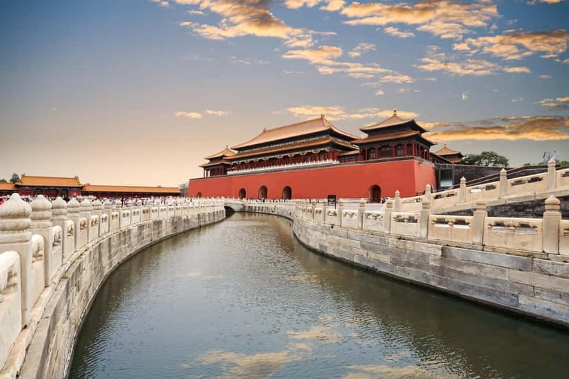 Beijing: Forbidden City Guided Tour with Entry Ticket - Entering the Forbidden City: Following the Central Axis Without Getting Lost